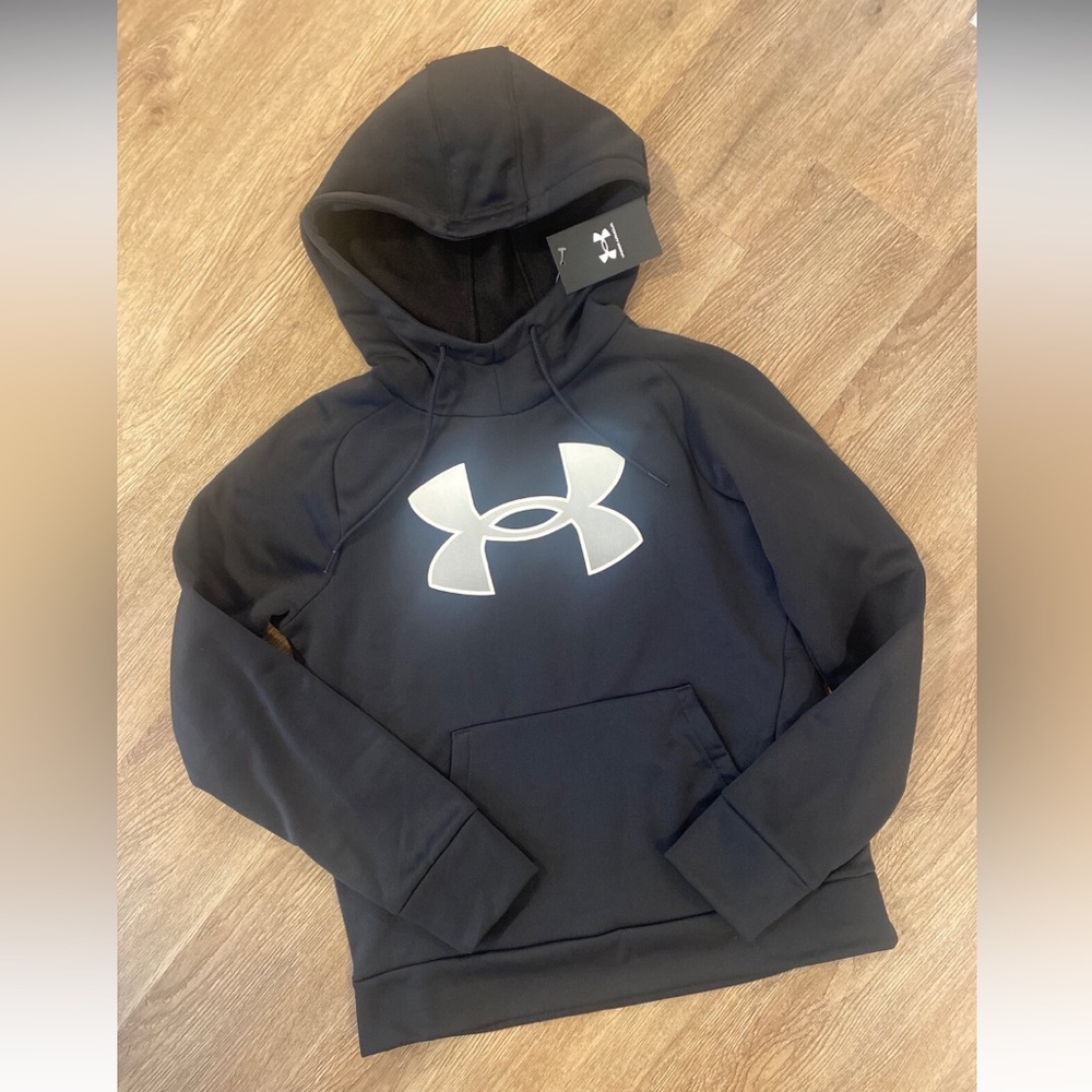NWT Under Armour Hoodie • Size XS